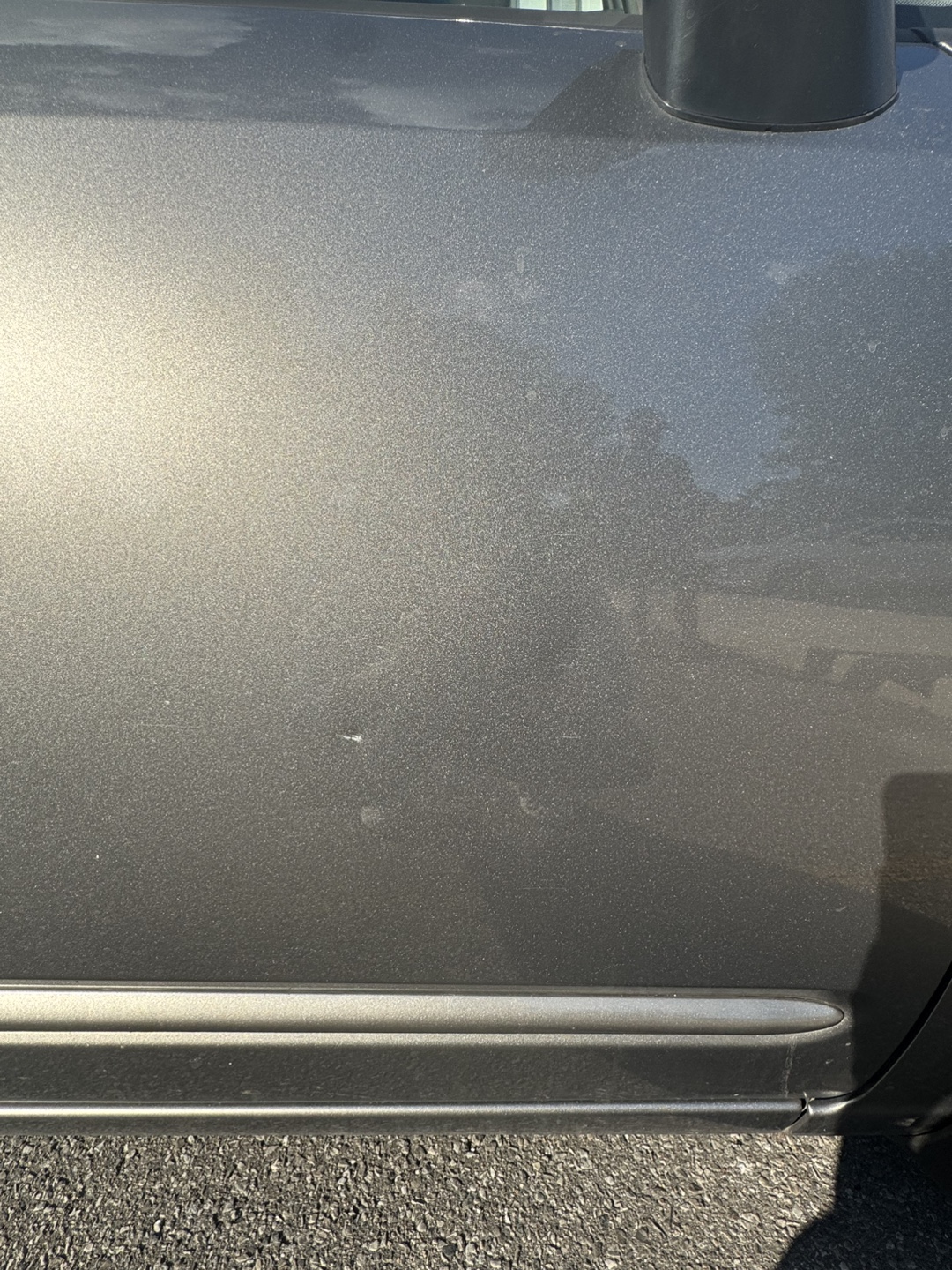 2011 Gray Kia Rondo - photo 5