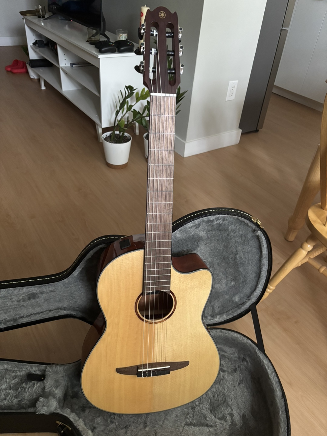 Yamaha NCX1 Acoustic-Electric Classical Guitar