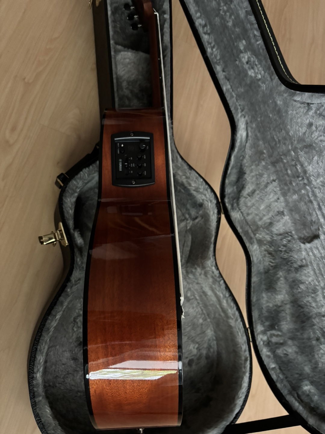 Yamaha NCX1 Acoustic-Electric Classical Guitar - photo 3