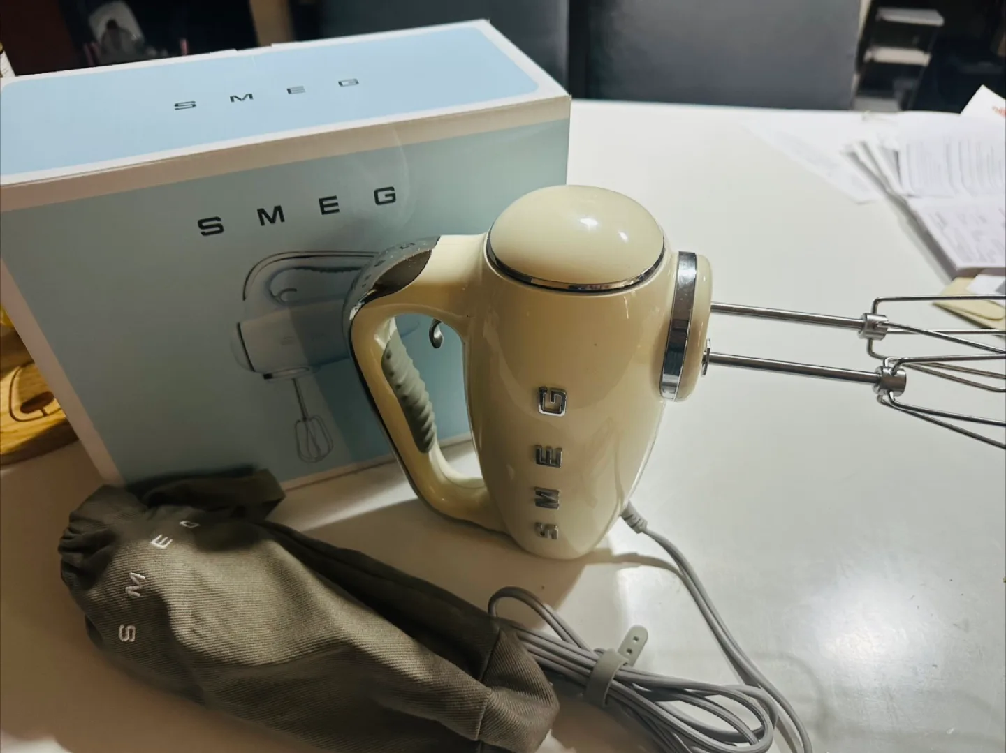SMEG 50s Style Hand Mixer HMF01CRUS thumbnail