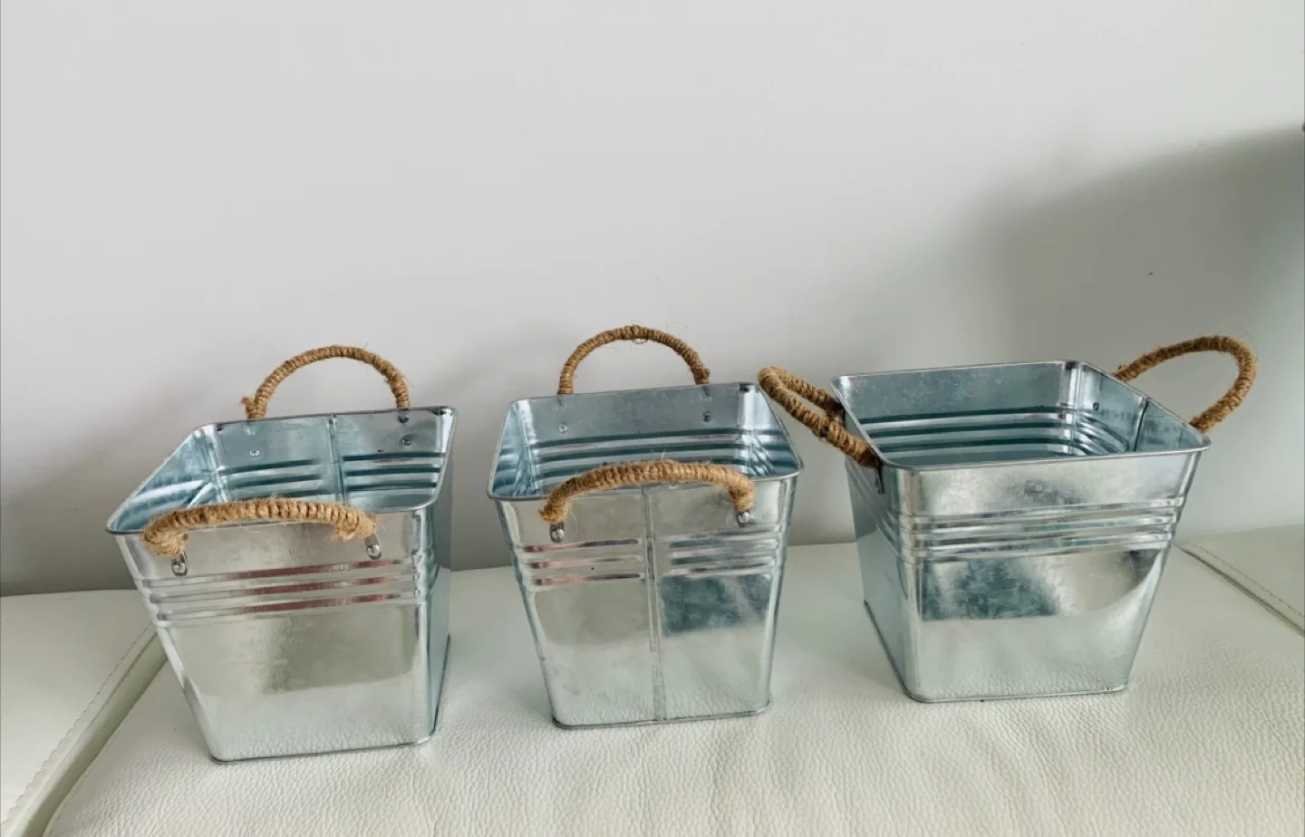 Lot #2: 10 aluminium metal planters image indicator(7)