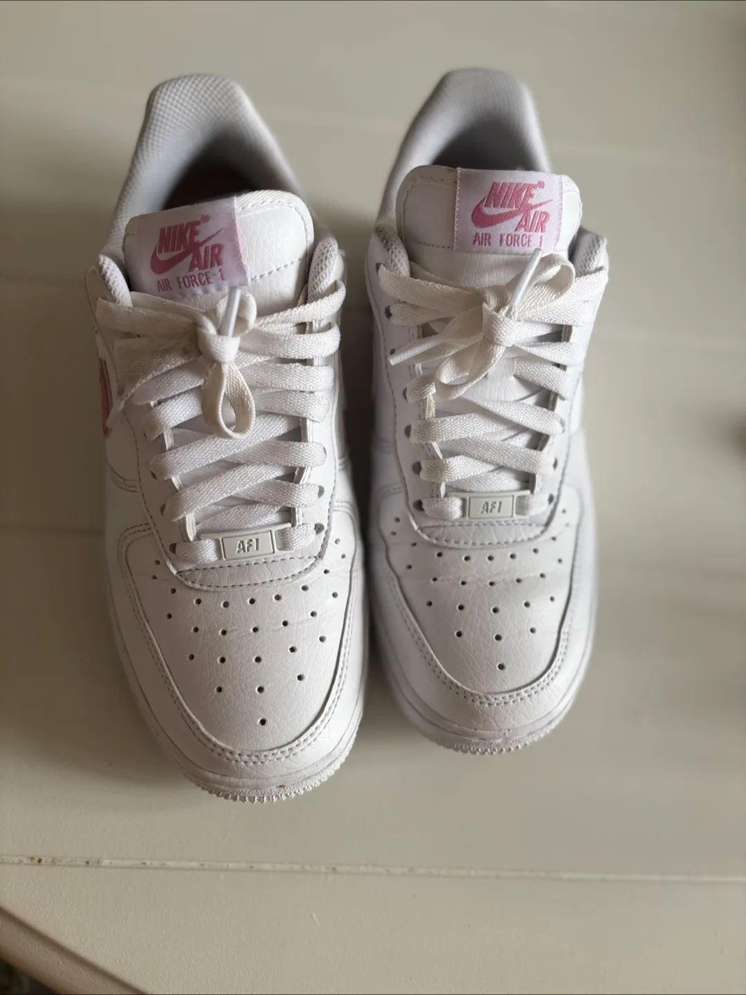 Nike Air Force 1 White/Pink Shoes thumbnail