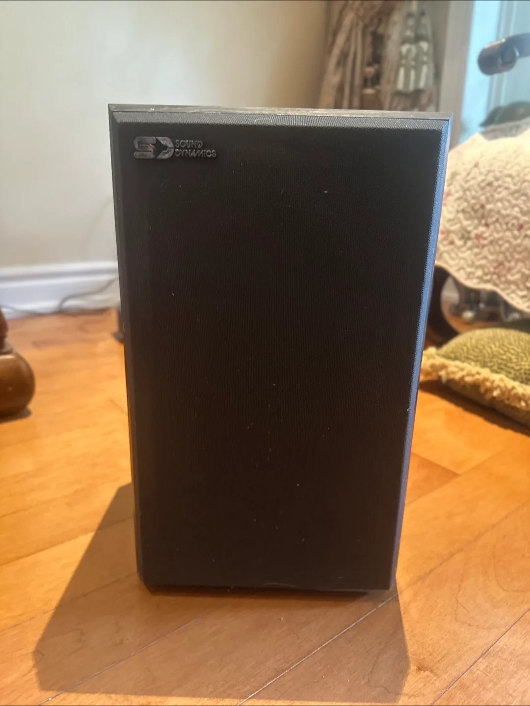 Sound Dynamics 100Ti Speakers thumbnail