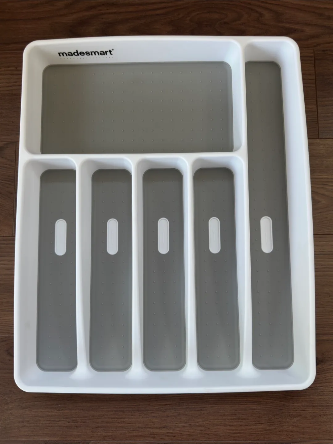 The madesmart Classic 6 Compartment Silverware