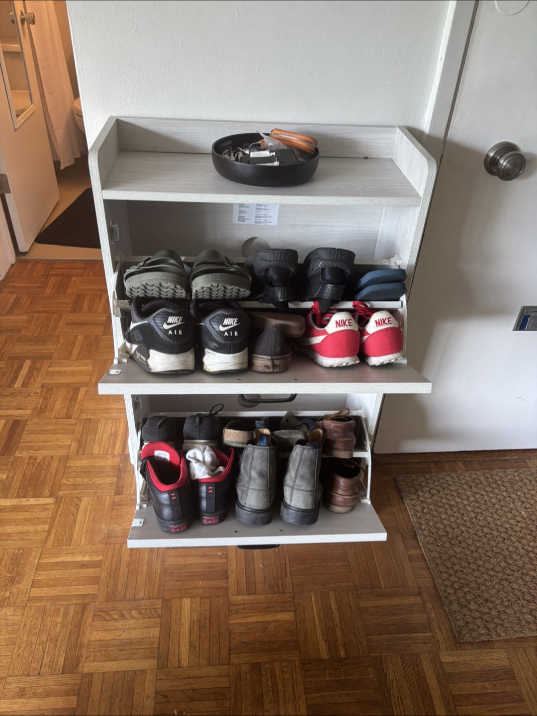 Whitewashed Shoe Cabinet - photo 3