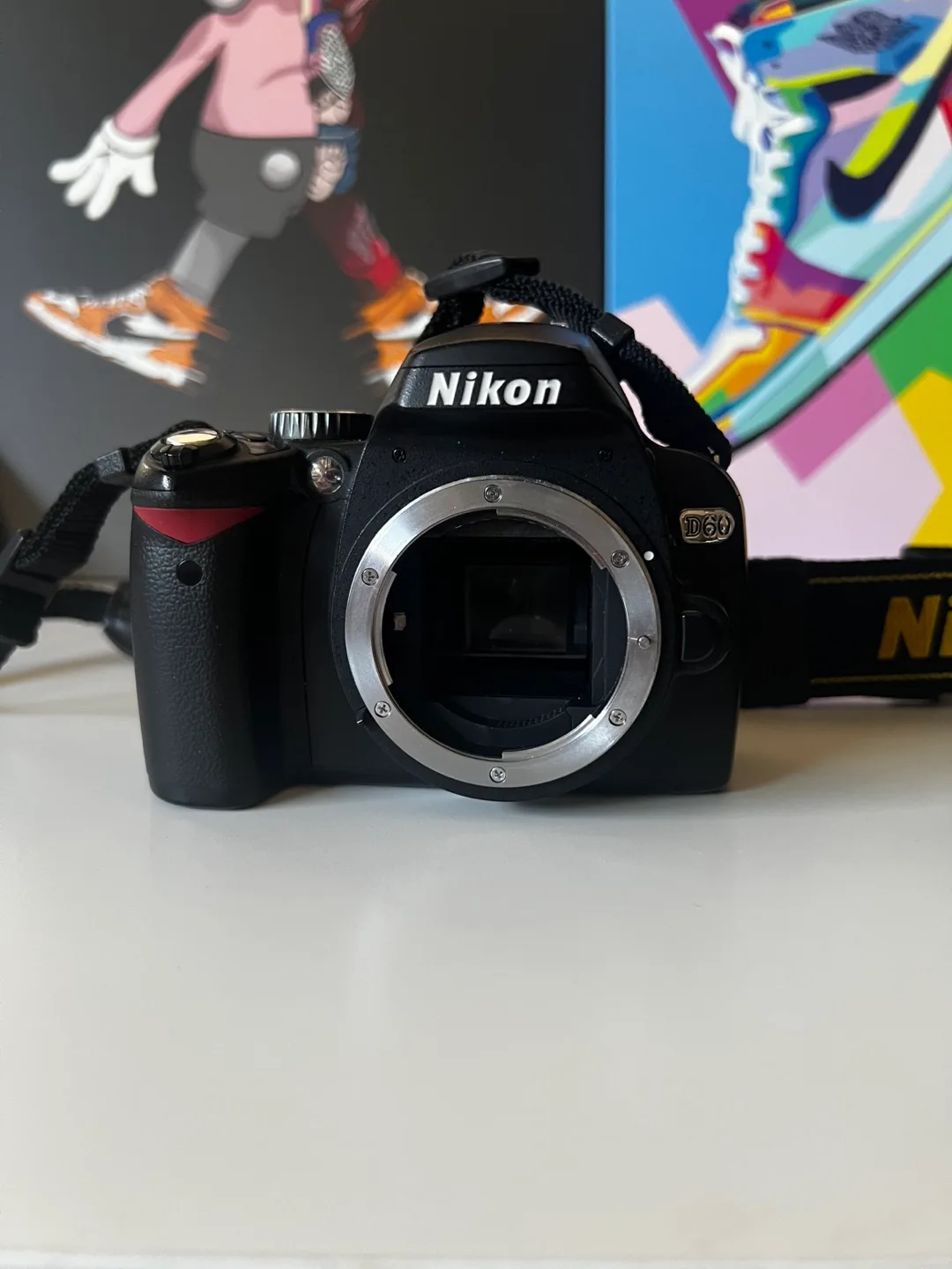 Nikon D60 Digital Camera (Body only) with camera bag image indicator(2)