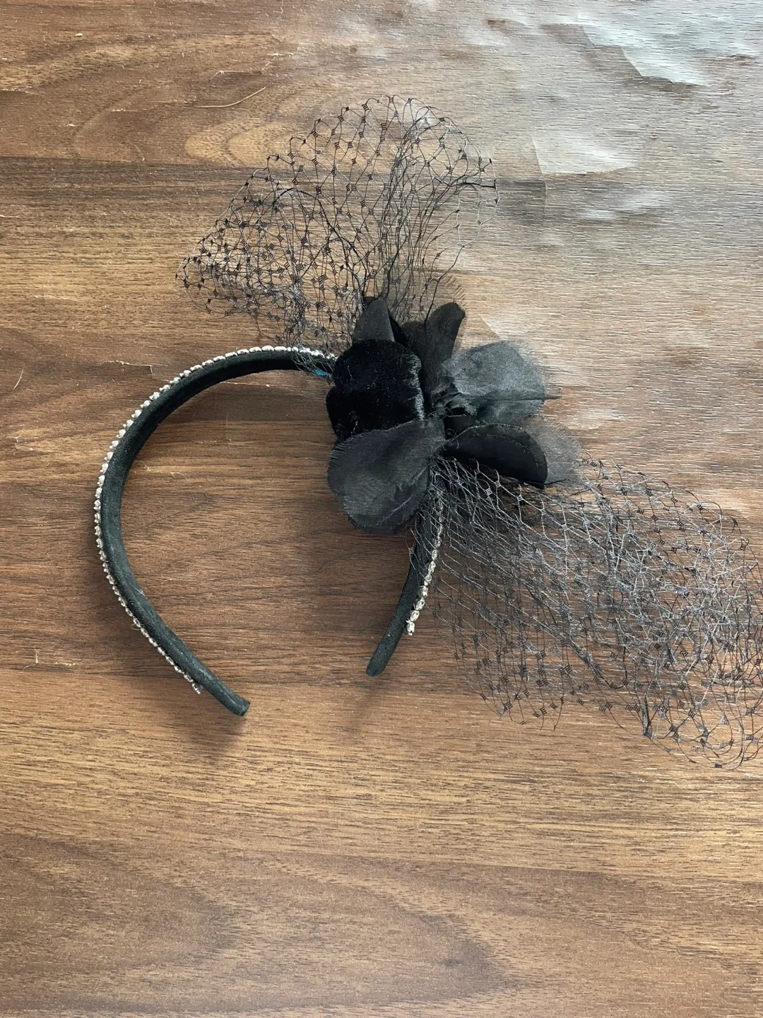 Black Floral Veil Headband Fascinator thumbnail