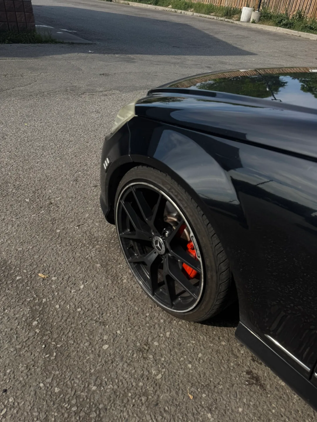 Mercedes-AMG Wheel Set 245/35ZR19 image indicator(2)