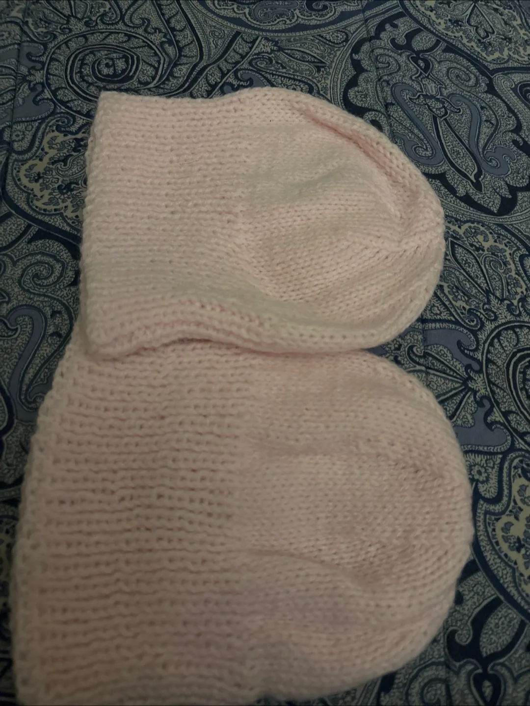 🇨🇦Handmade Pink Knitted Baby Hats - Set of 2 image indicator(2)