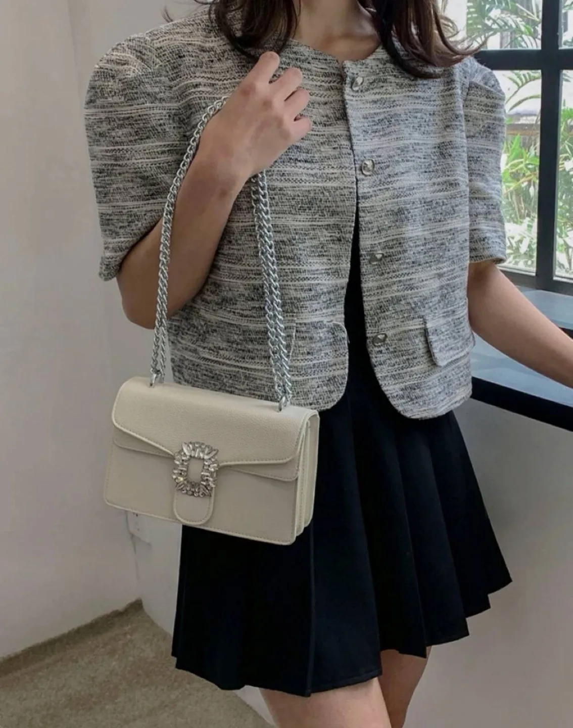 Creamy White Chain Bag thumbnail