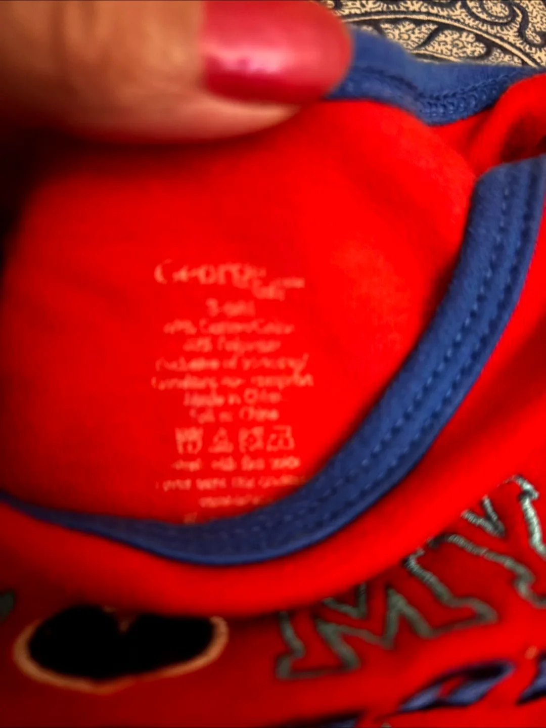 🇨🇦George Baby Onesie - 3-6 Months image indicator(4)