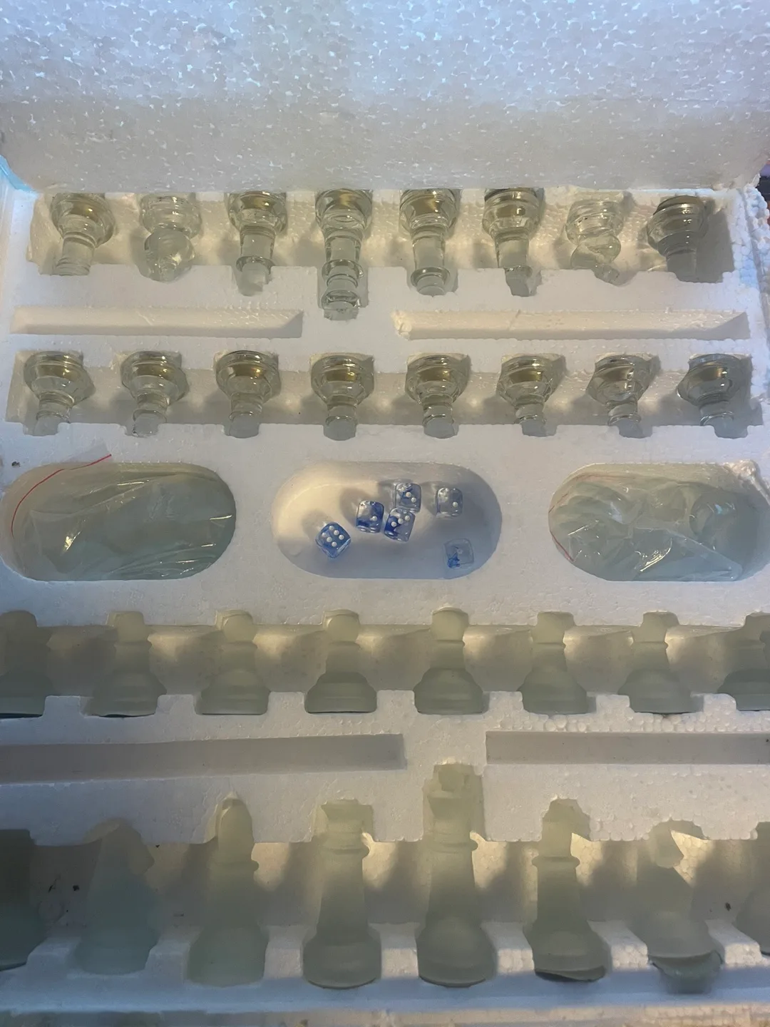 Antique Glass Chess and Backgammon Set image indicator(3)