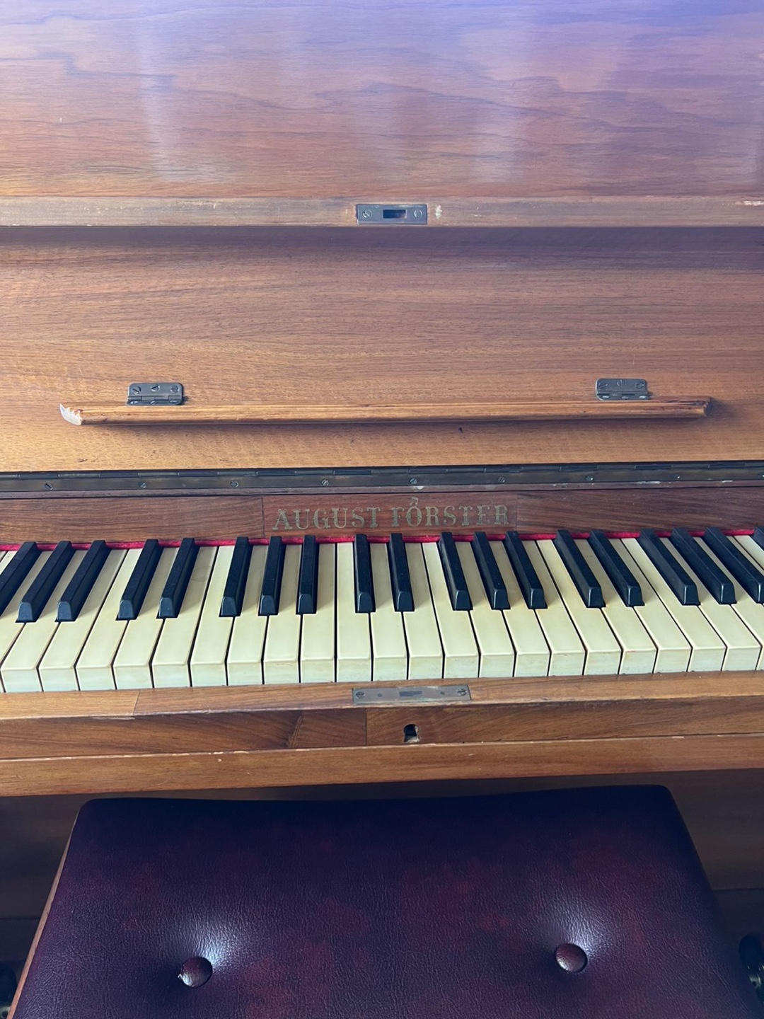 August Förster Oak Upright Piano - photo 3