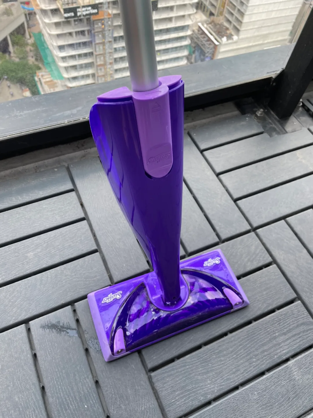 Swiffer WetJet Mop - Purple image indicator(2)