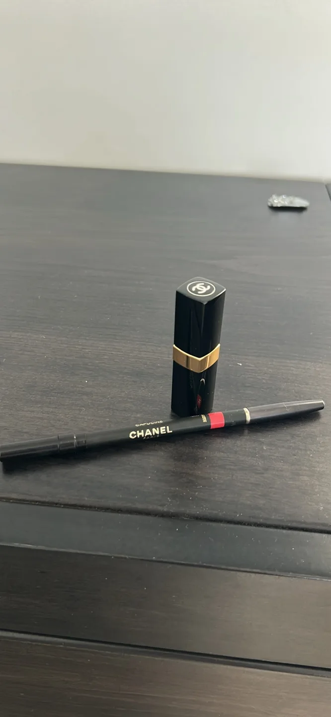 Chanel Le Crayon Lèvres & Rouge Coco Shine