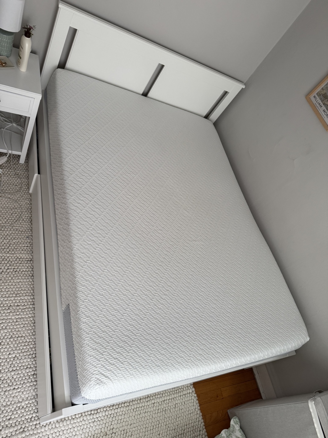 Full Size Zinus 12” Medium Ultra Cooling Memory Foam Mattress