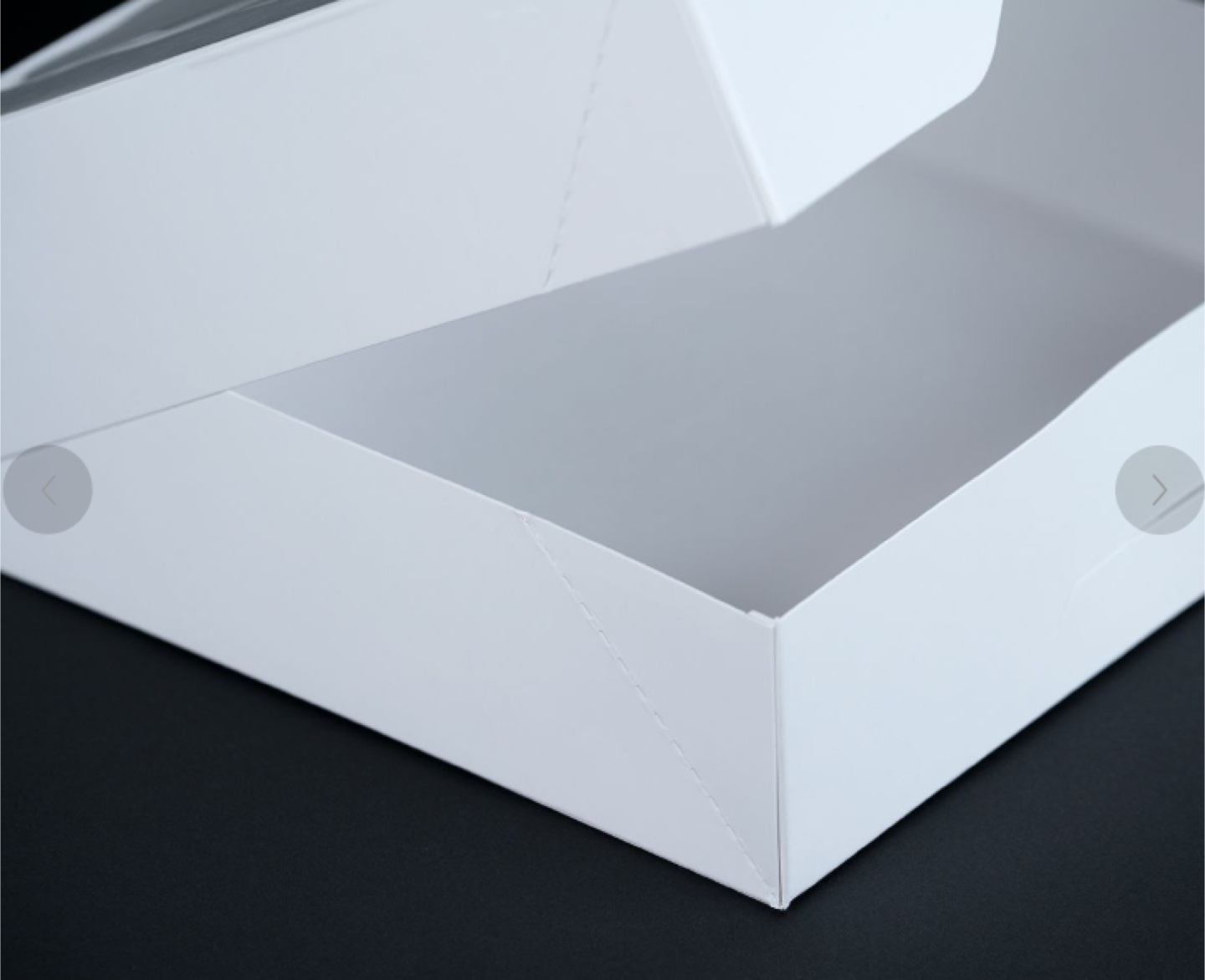 White Pastry/cookie  Box with window  10” x 10 x 2 1/2” - photo 2