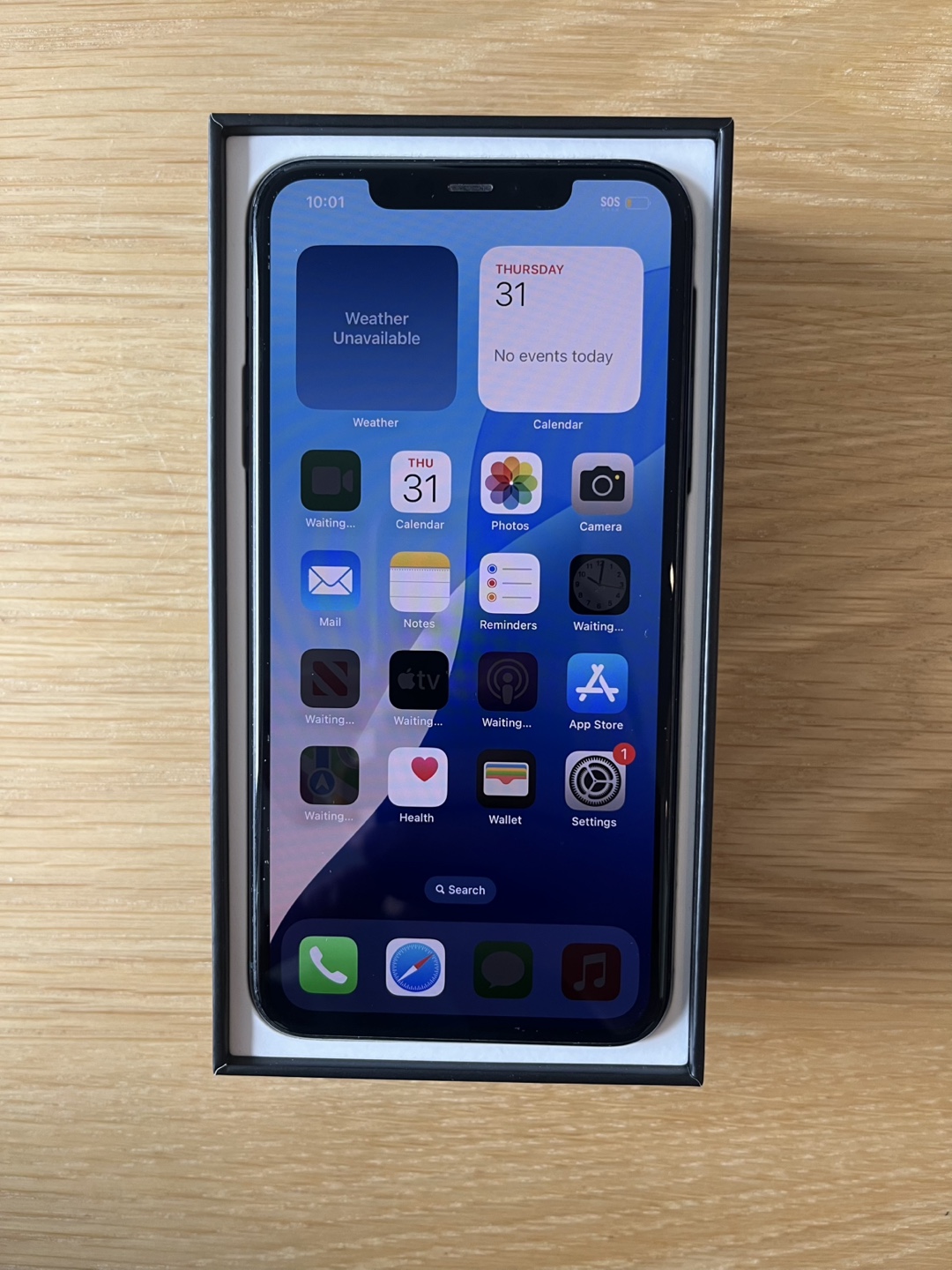 iPhone 11 Pro max 64GB, Box Included - photo 2