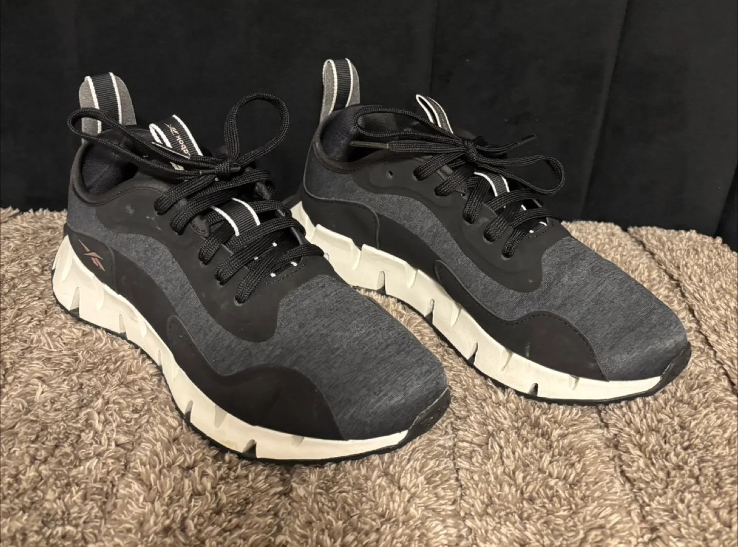 Reebok Zig Dynamica 4 Sneakers - Size 7 US thumbnail