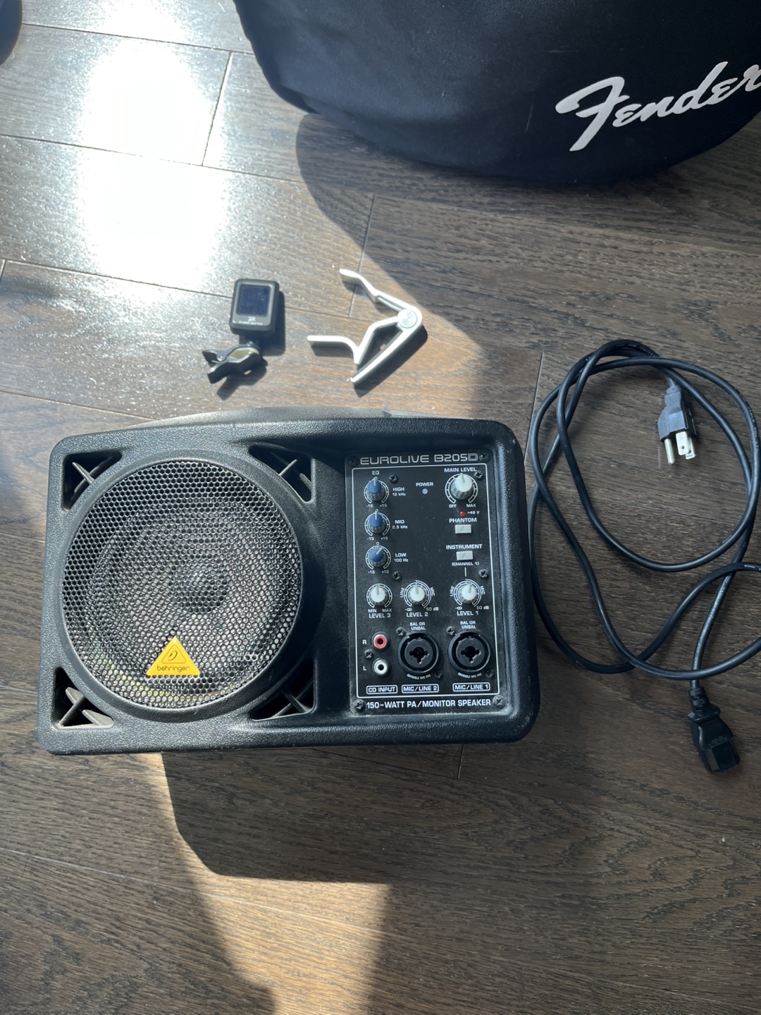 Bundle - Squier Affinity Stratcoaster + Speaker - photo 5