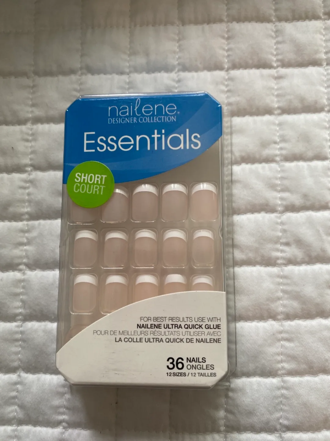 Variety of Press-on Nails: Helios, Broadway, Nailene, Kiss image indicator(3)