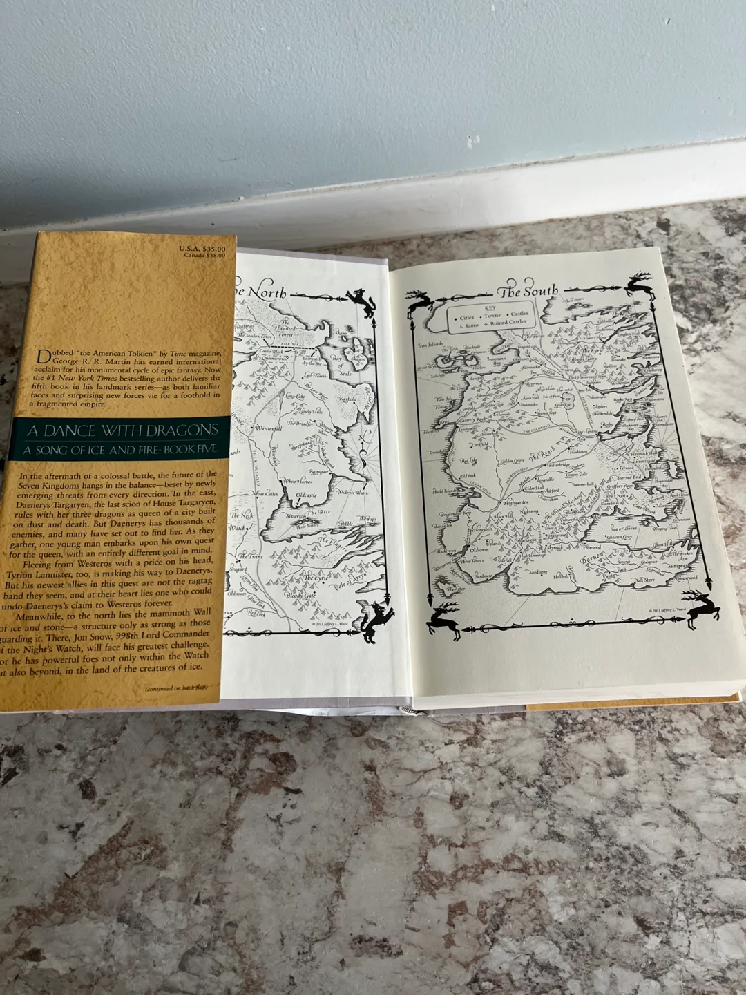 A Dance With Dragons Hardcover Book image indicator(4)