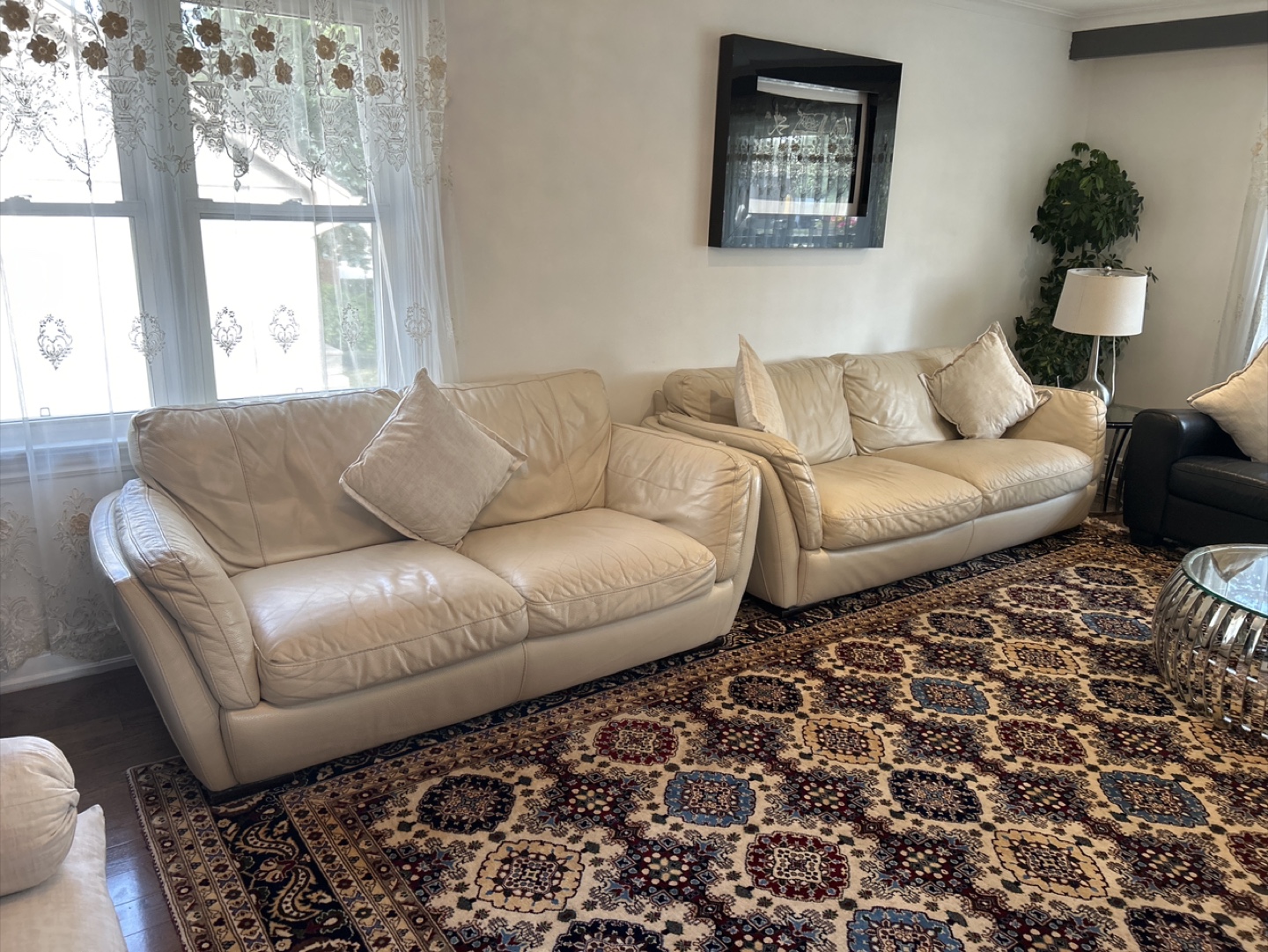 Cream and black Leather Sofa Set - photo 2