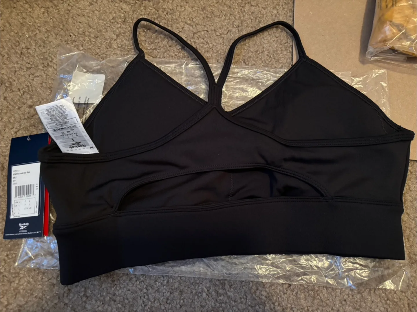 New Reebok Sports Bra - Size L image indicator(4)