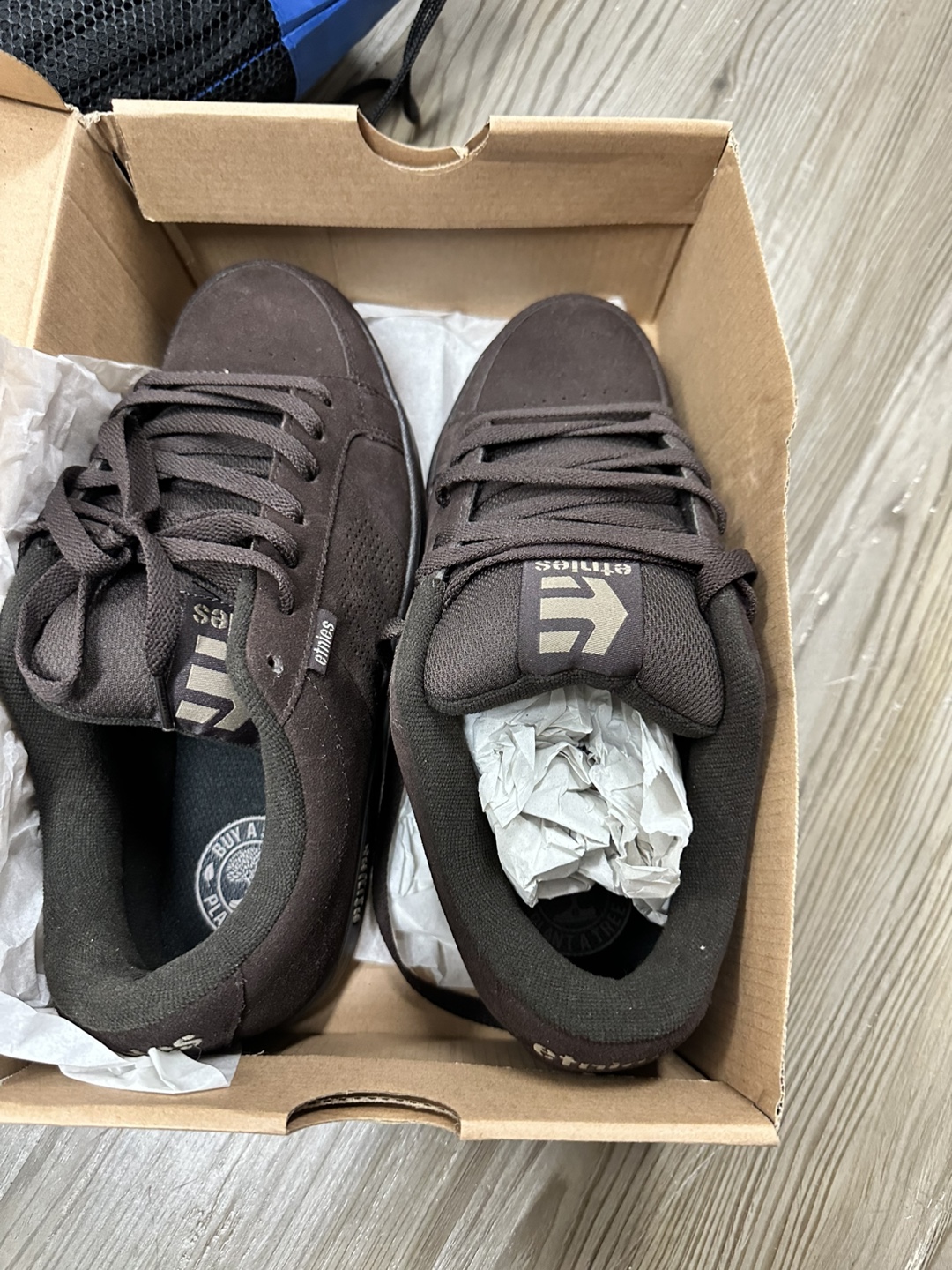 Etnies Brown Suede Skate Shoes, Size 9
