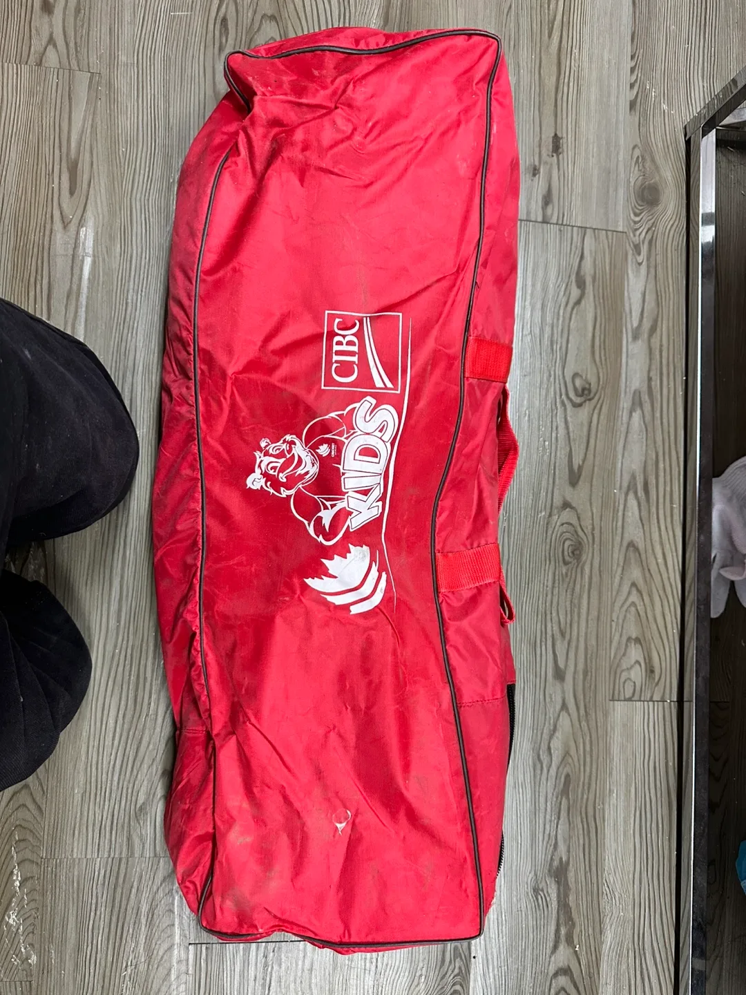 CIBC Kids Red Plastic Cricket Set thumbnail