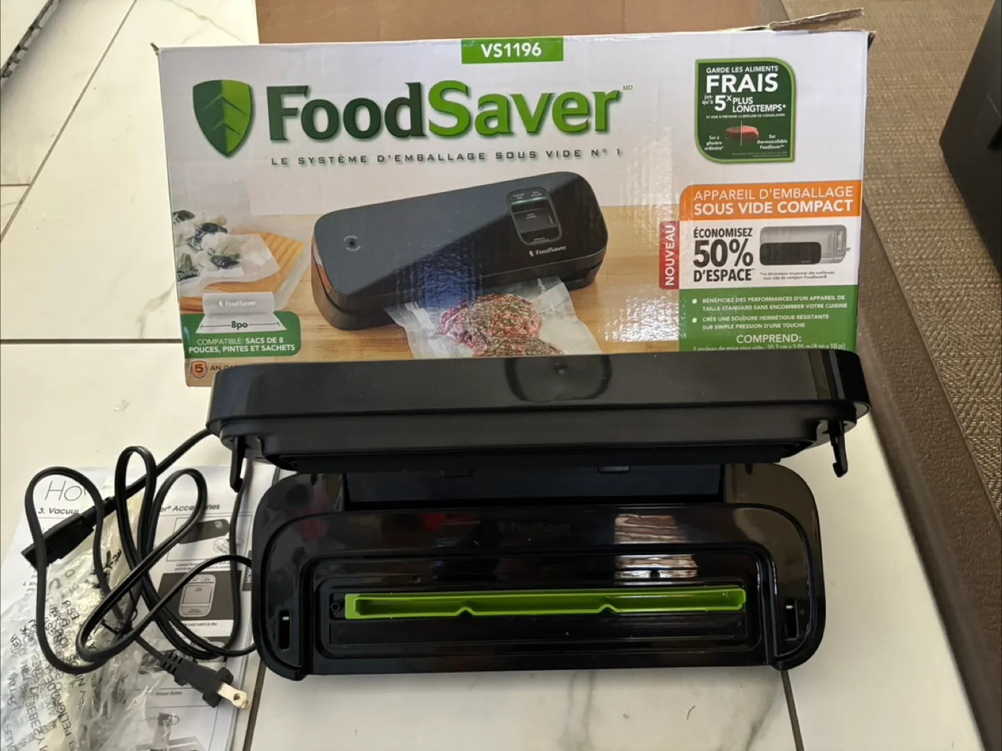 FoodSaver VS1196 Food Vacuum Sealer thumbnail