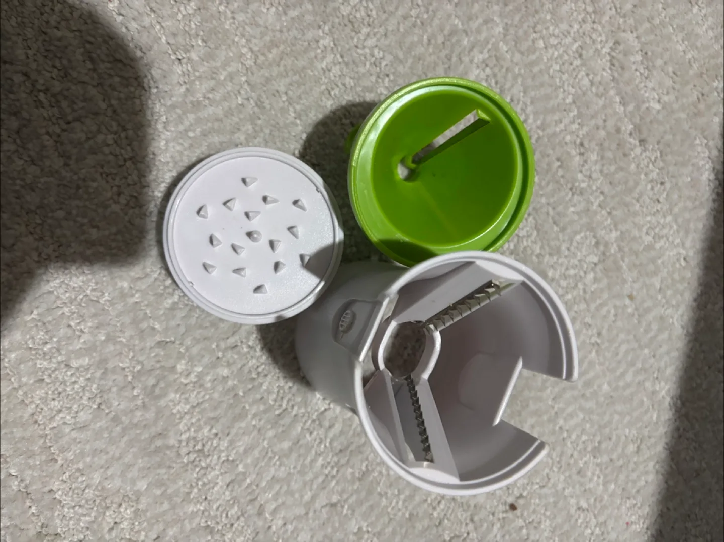 Tea Infuser, Cookie Cutters, Brushes, Corn Peeler image indicator(6)