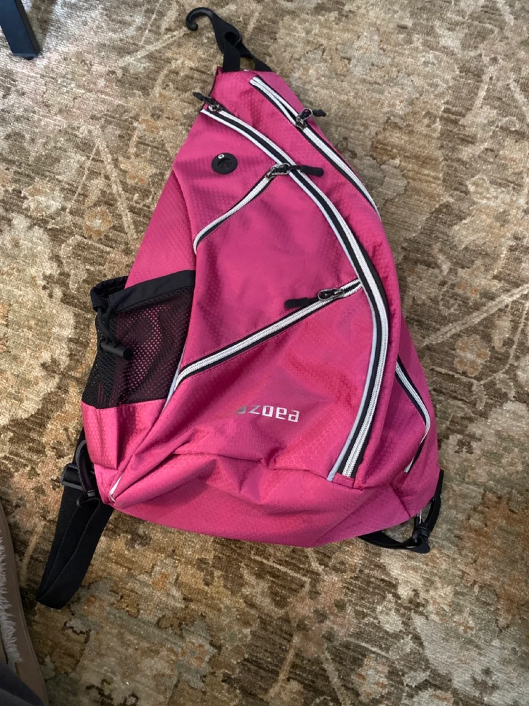 Zoea.Sling Bag & Graffiti Pickleball Paddle image indicator(2)