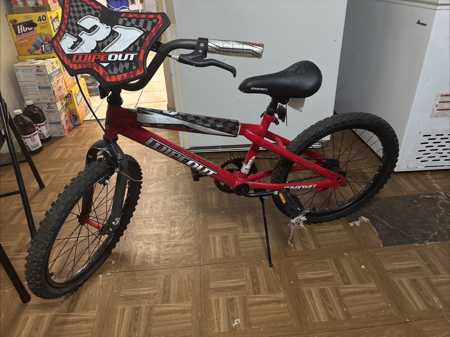 Wipeout Red Kids Bike - photo 2