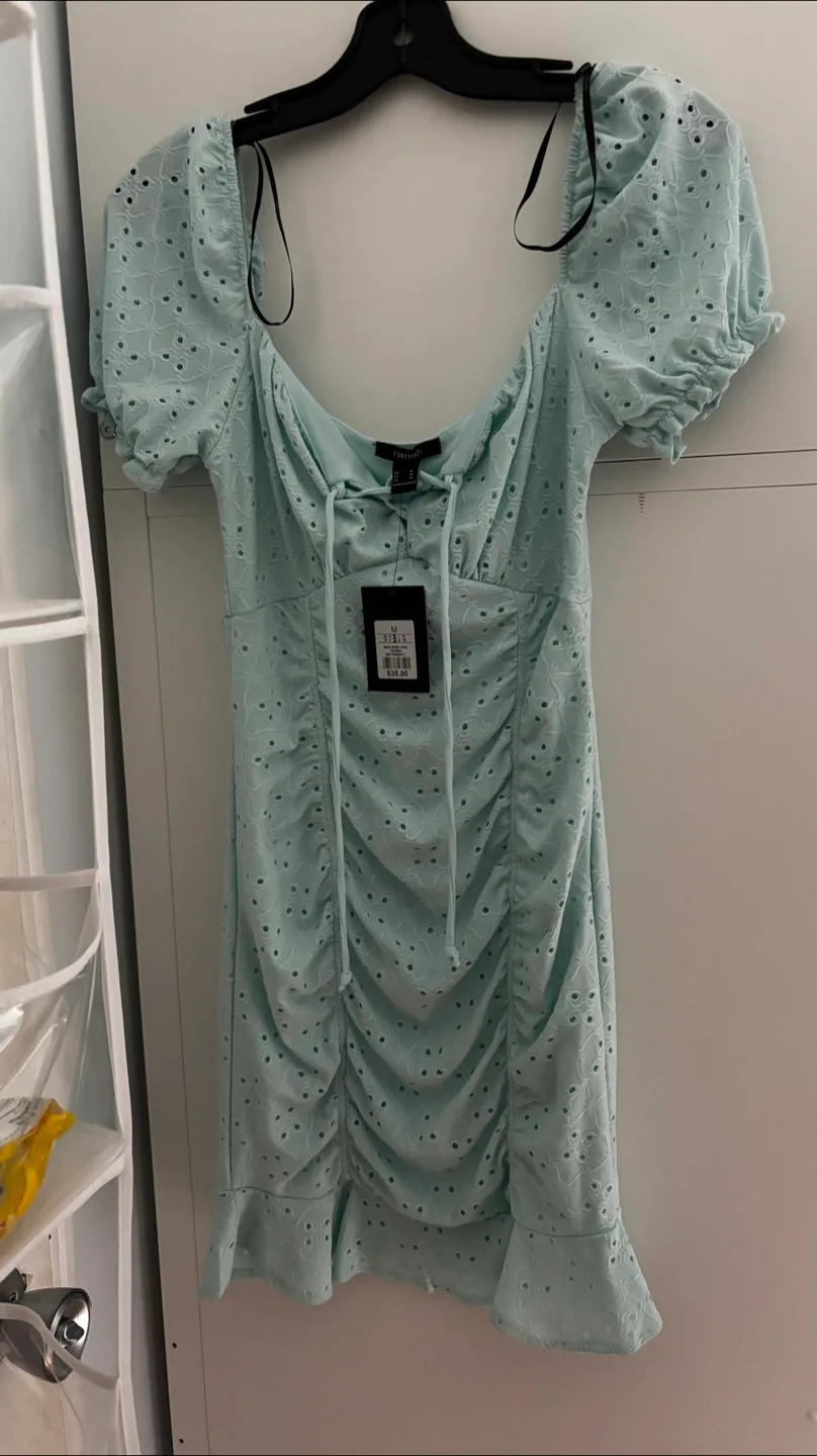 New Forever 21 Dress - Size M image indicator(2)