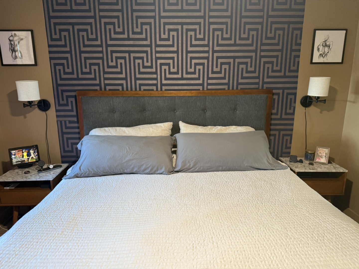 King Size Bed Frame with Headboard - photo 2