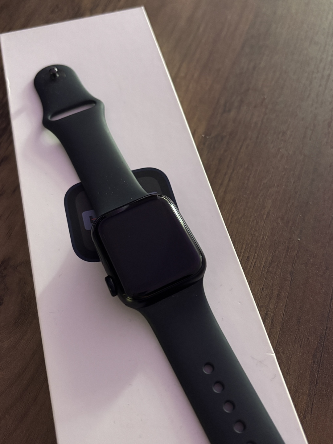 Apple Watch SE (2nd Gen) [GPS 40mm] - photo 2