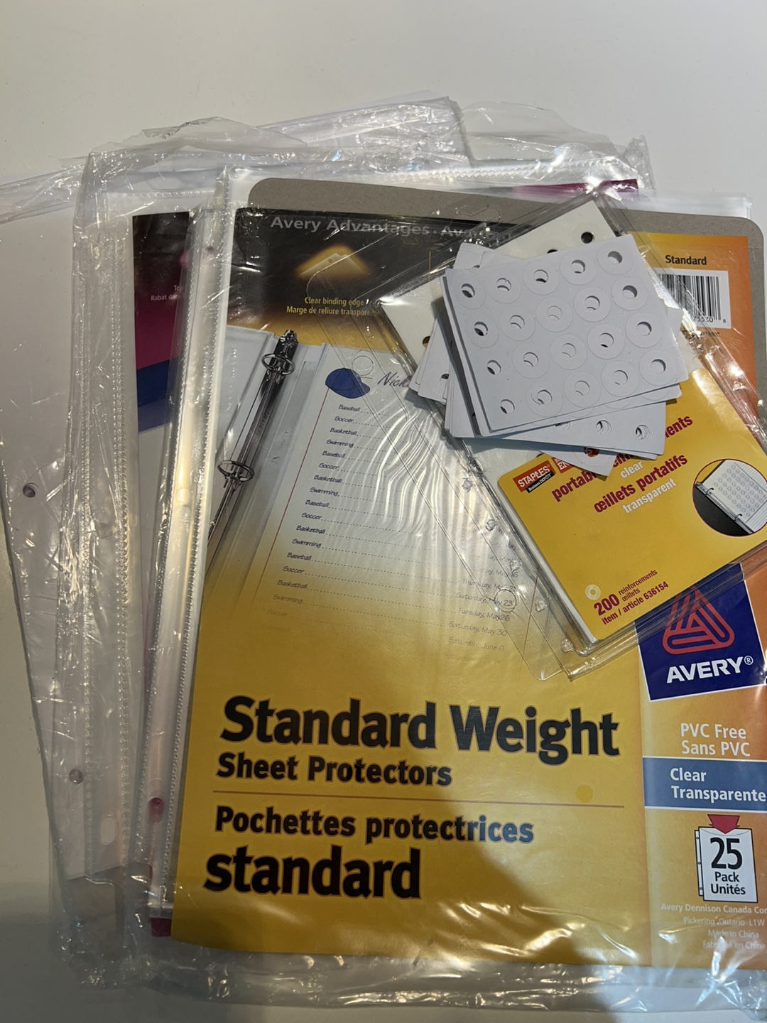 Staples Portable Reinforcements for binders