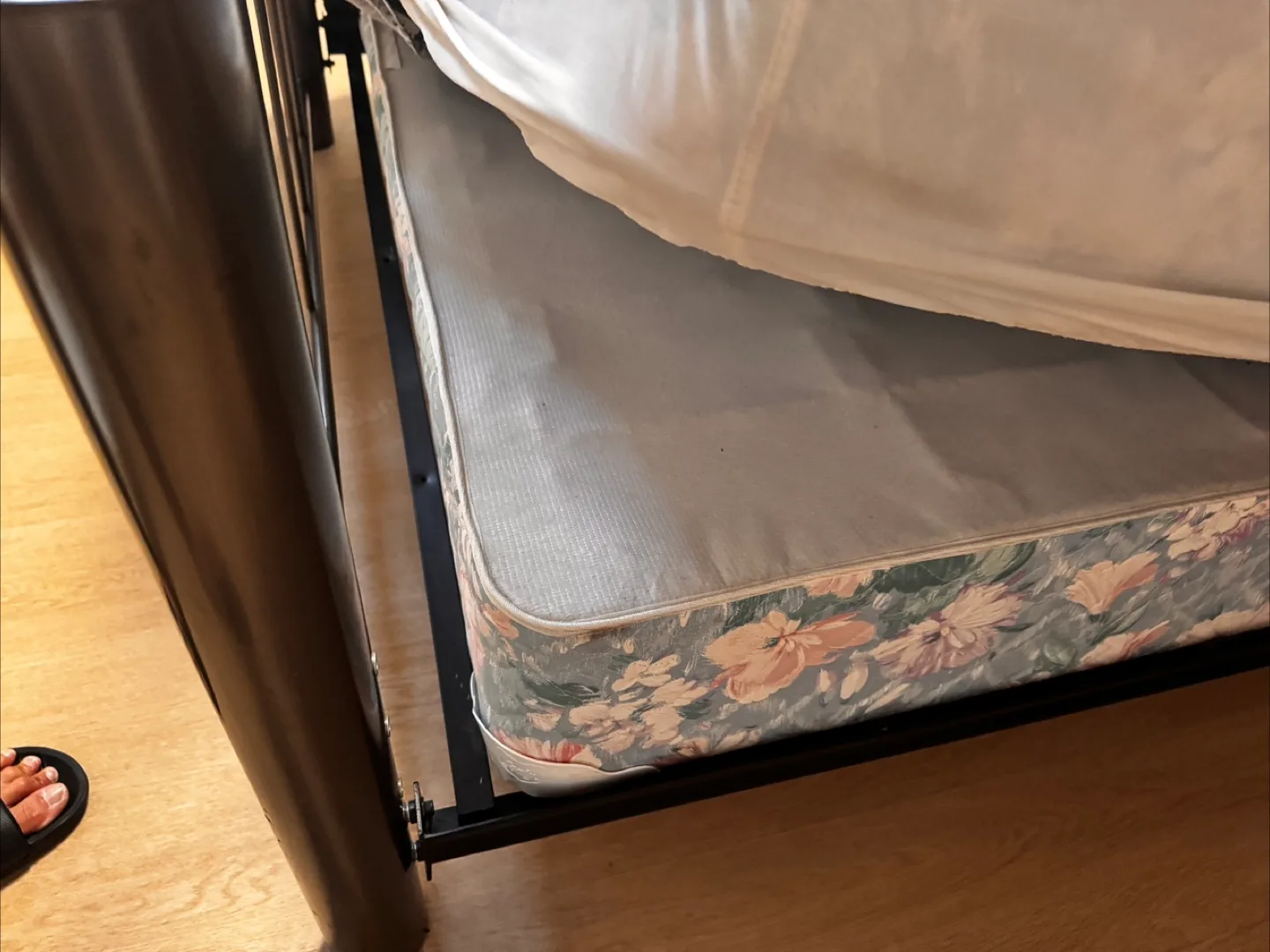 Double size mattress and box spring. Excellent condition. thumbnail