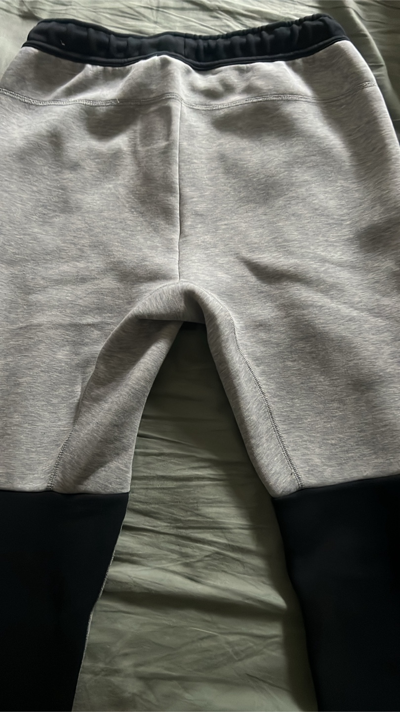 Nike Tech Fleece Gray/Black Tracksuit (M) - photo 3