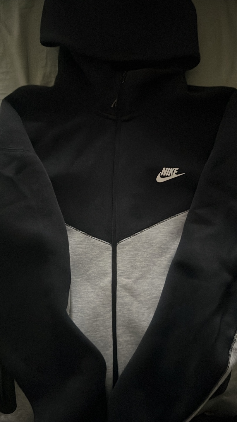 Nike Tech Fleece Gray/Black Tracksuit (M) - photo 4