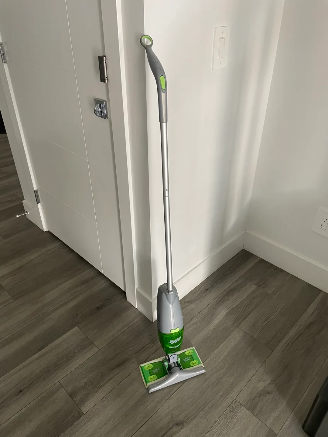 Cordless Sweep & Vacuum Mop thumbnail