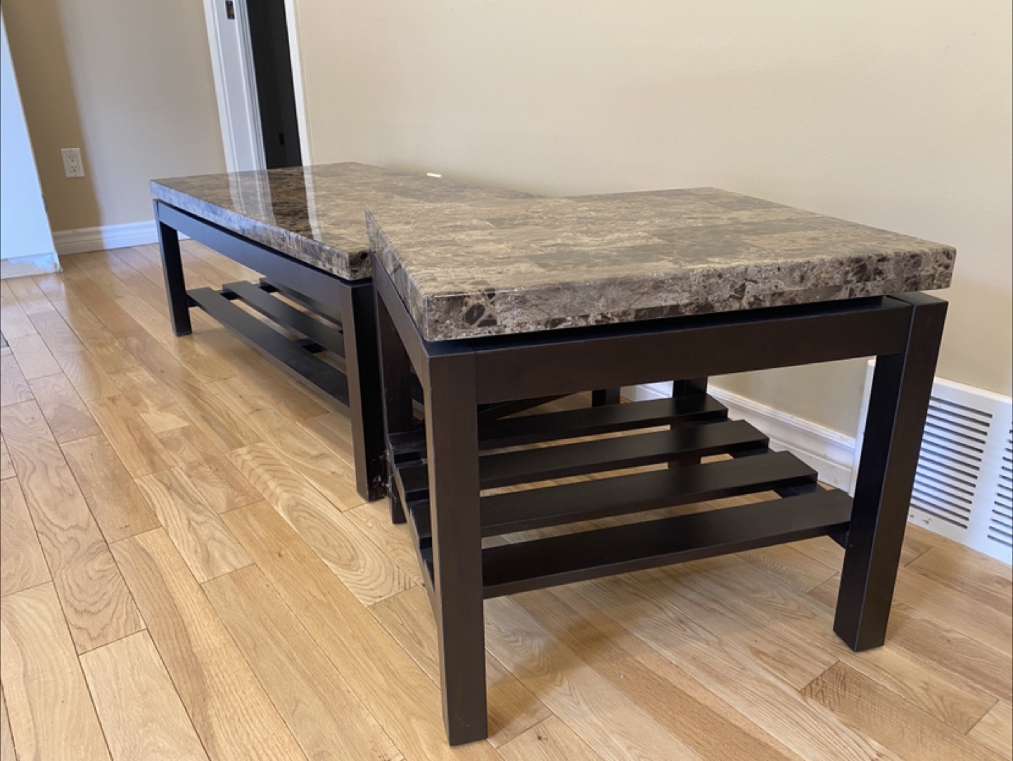 Beautiful Marble Style Coffee Table & Side Table (CAN DELIVER) - photo 5