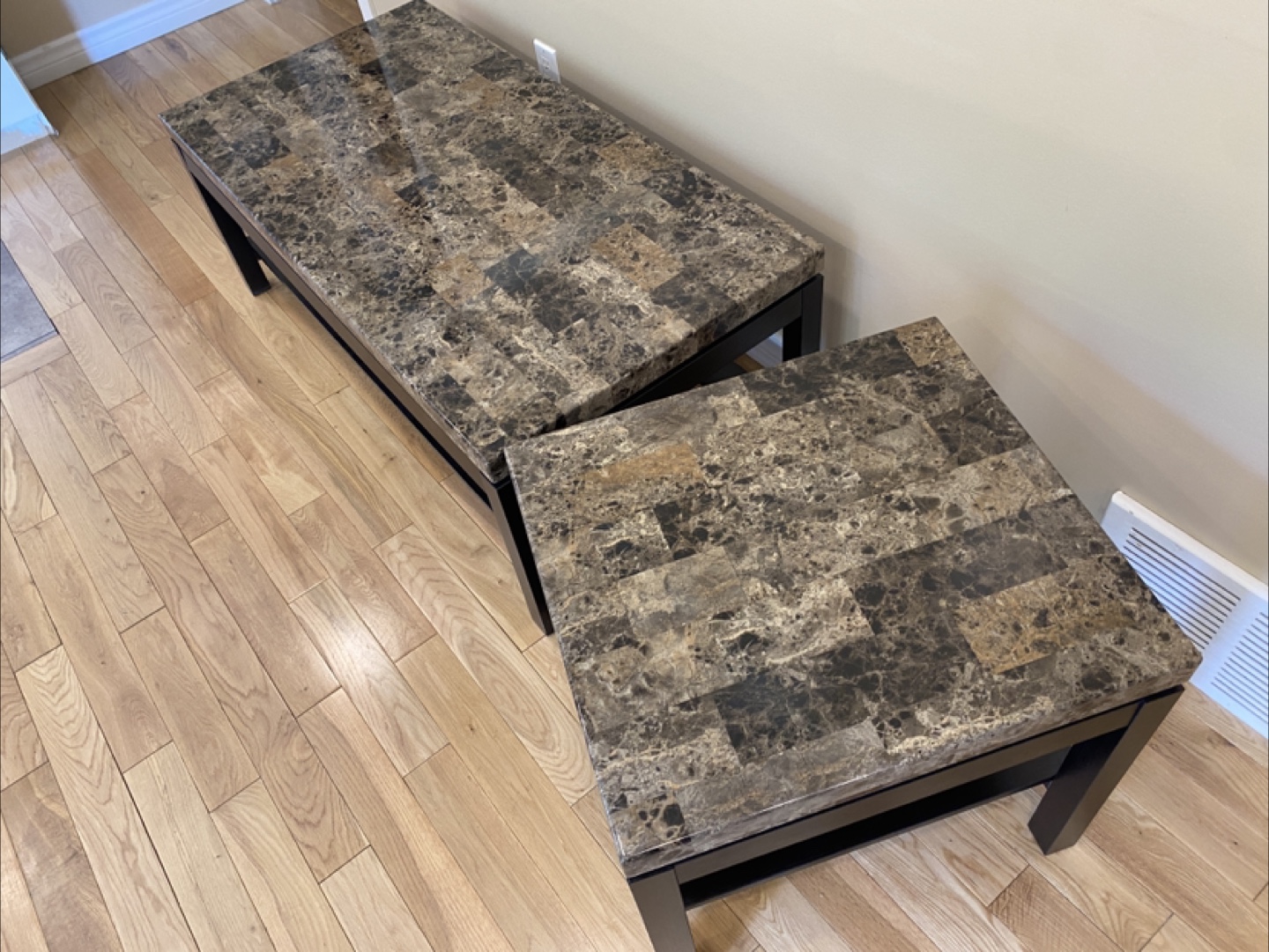 Beautiful Marble Style Coffee Table & Side Table (CAN DELIVER) - photo 3