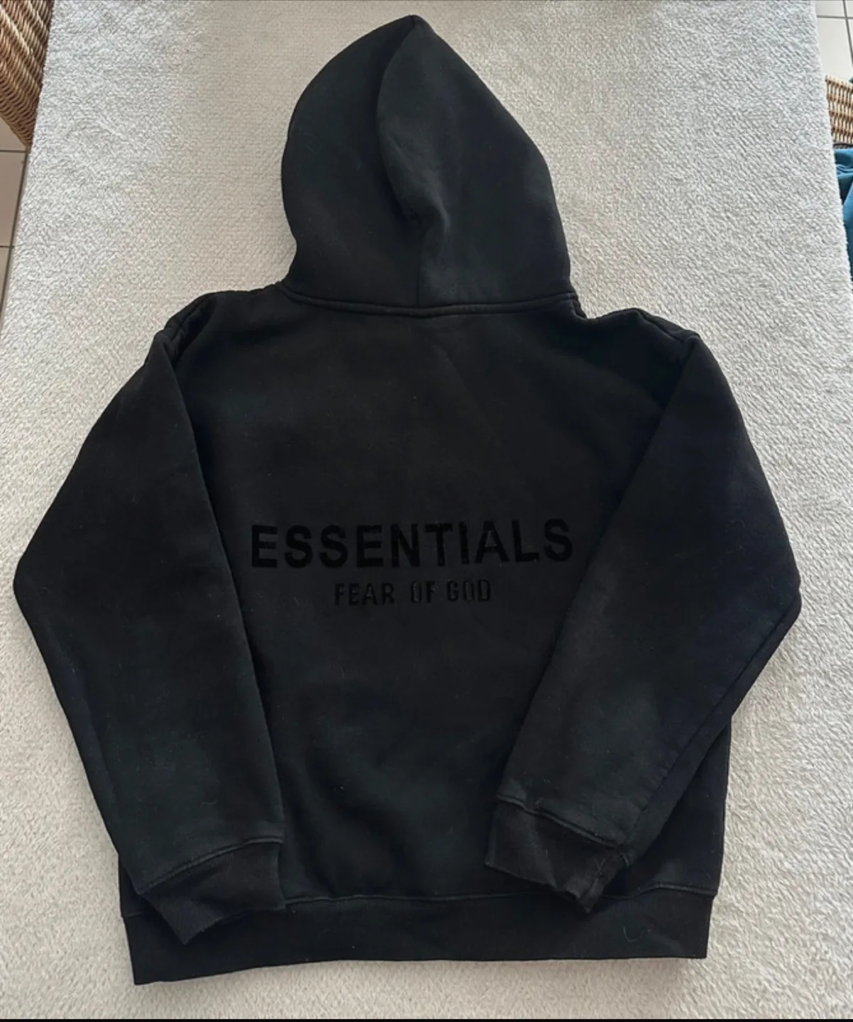 Essentials Fear of God Black Hoodie image indicator(2)