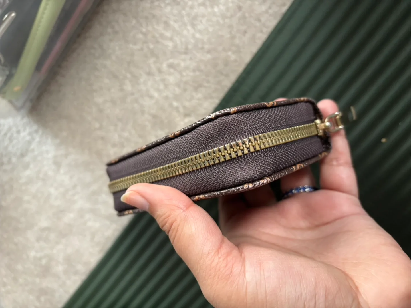 Card Holder Wallet image indicator(2)