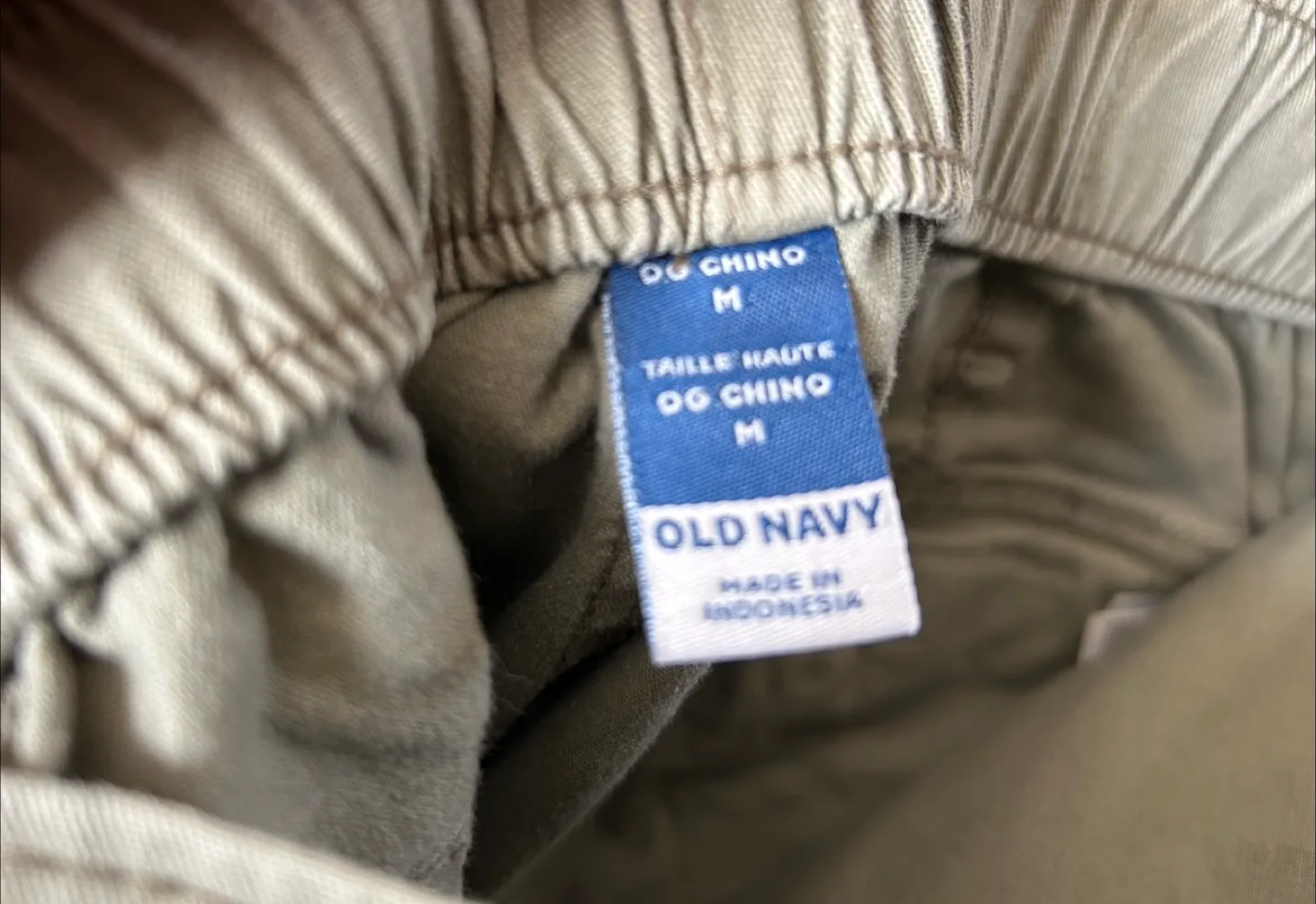 Old Navy OG Chino Pants, Size M image indicator(2)