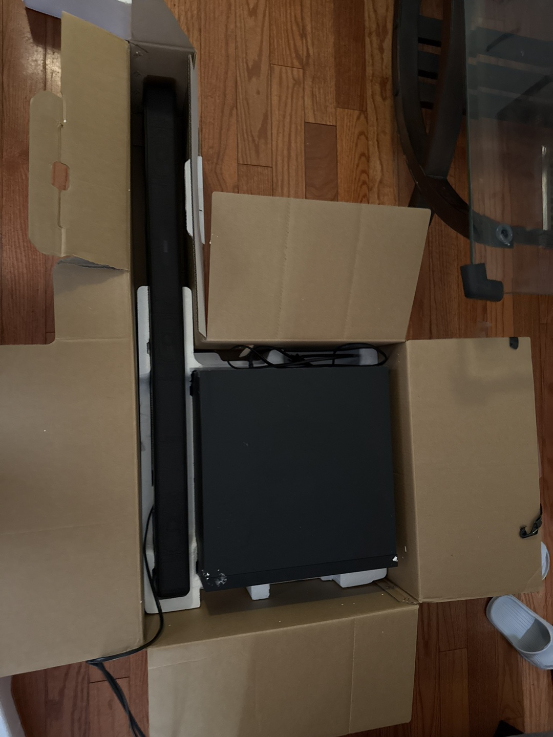 New Sony HT-S2000 Soundbar & Subwoofer