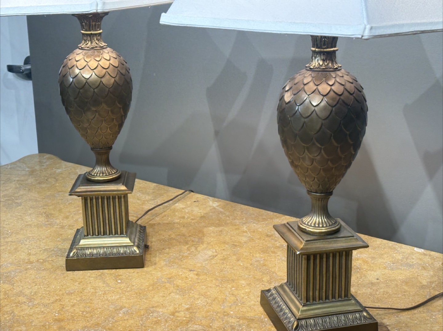 A pair of Hollywood Regency style pineapple table lamps - photo 5