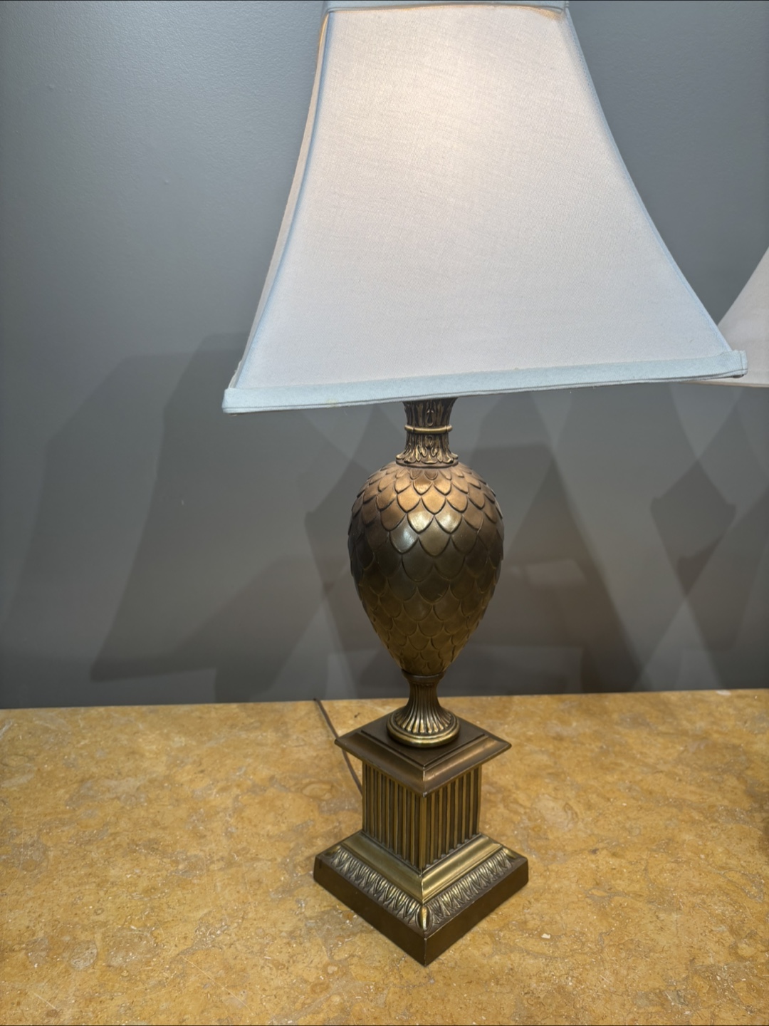 A pair of Hollywood Regency style pineapple table lamps - photo 3